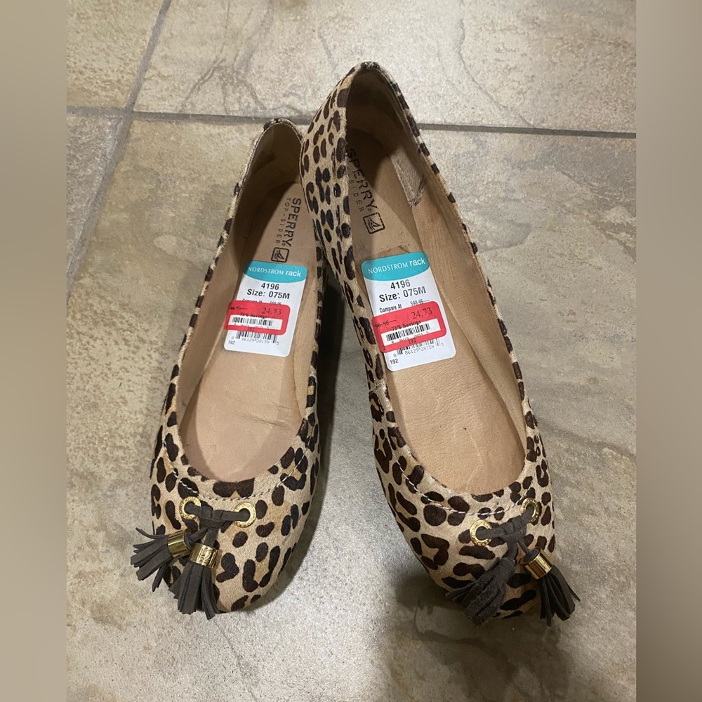 Sperry animal print flats